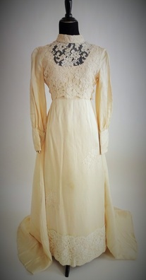 A Vintage Wedding Too S Bridal Gowns 1950s To 1960s A Vintage